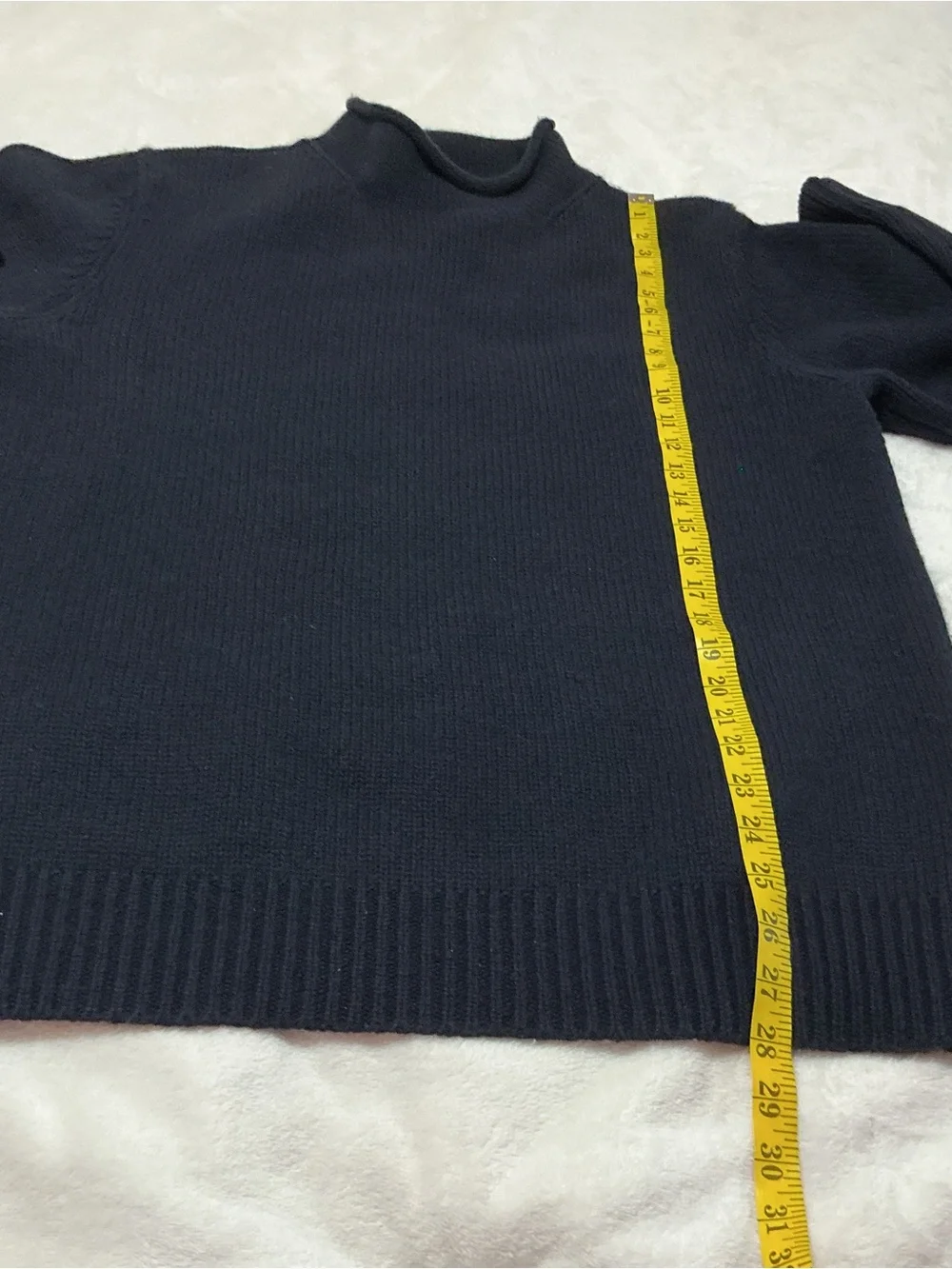 Men’s J. Crew 100% Lambswool Roll Neck Sweater Navy Size Large Cozy Preppy